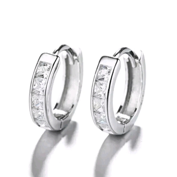 Certified 3ct.Moissanite Small Diamond Huggie Hoop  18 White Gold Plated - Picture 12 of 12